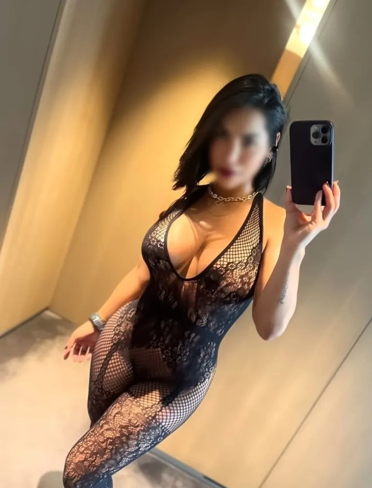 Knackpo Maria Köln +491635292581 // seks buluşmaları, seks randevuları, hobi fahişeleri, fahişeler, travestiler, travestiler