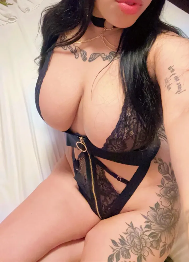 Julia - Juwel der Sinne Duisburg +491632689673 // sex stretnutia, sex rande, hobby kurvy, kurvy, prostitútky, shemale, transky