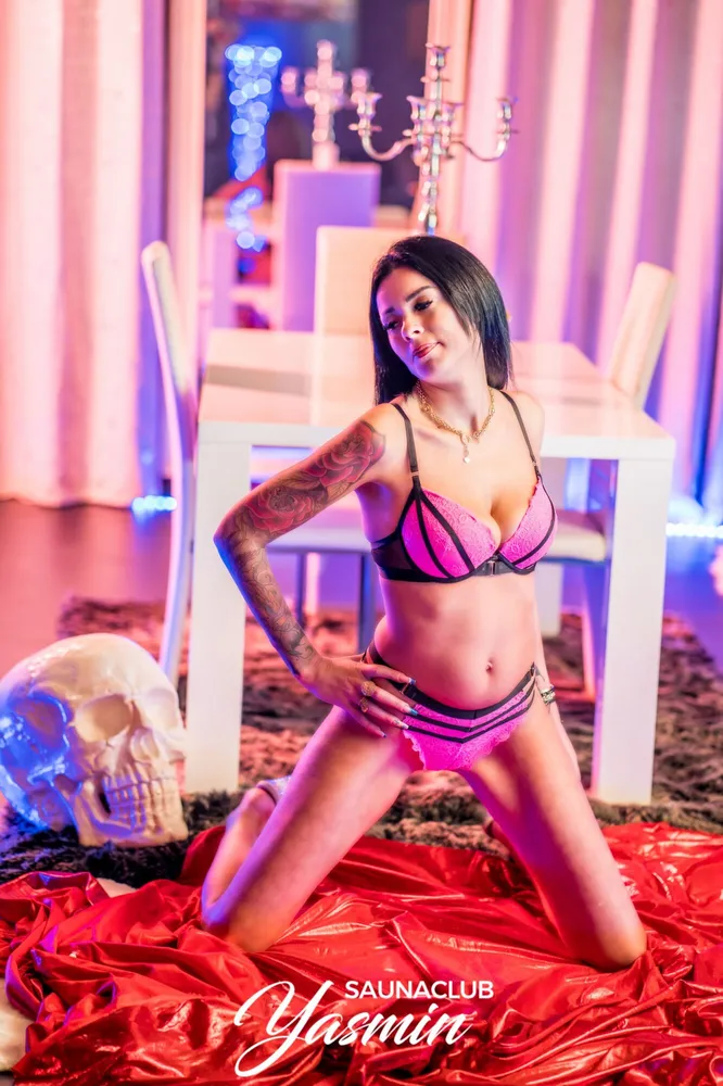 Isabel - Saunaclub Yasmin Melle +4954229597171 // encuentros sexuales, citas sexuales, putas hobby, putas, prostitutas, transexuales, travestis