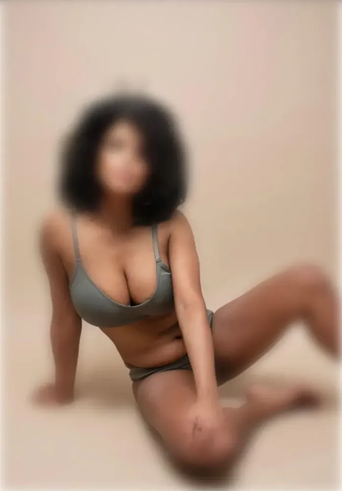 Charlotte - Tantra Island Bonn +4917660609223 // секс зустрічі, секс побачення, хобі повії, шльондри, повії, шльондри, shemale, трансвестити