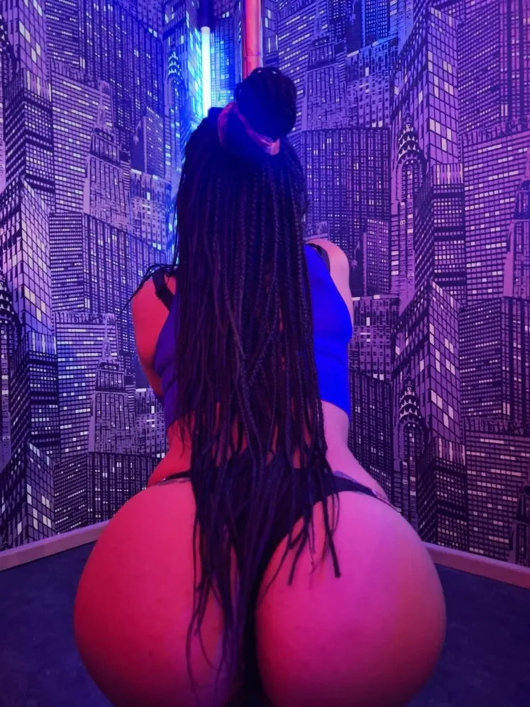 Morena - Mona Roses in Berlin +493083229067 // sex meetings, sex date, hobby whores, whores, prostitutes, shemale, trannies