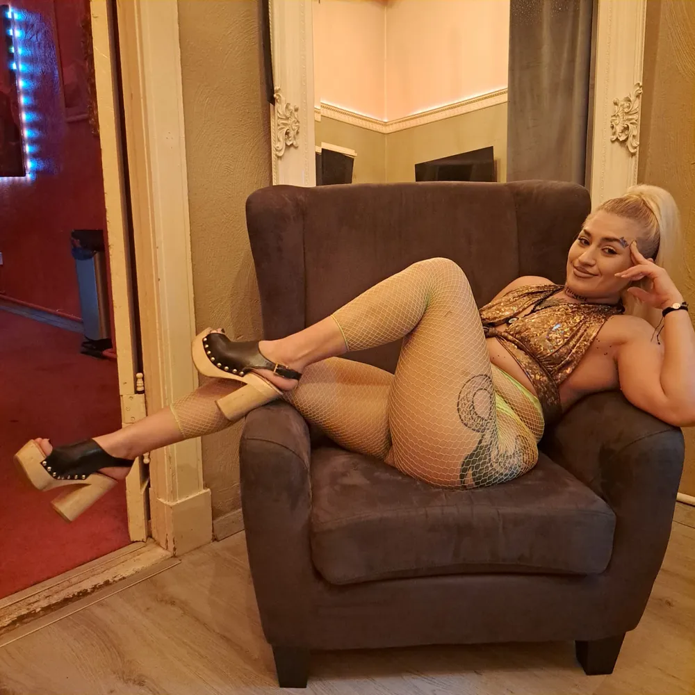 Viktoria NEU - Mona Roses