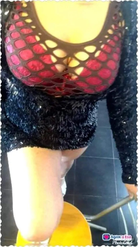 Desi - Mona Roses v Berlin +493083229067 // sex schůzky, sex rande, hobby děvky, děvky, prostitutky, shemale, transky