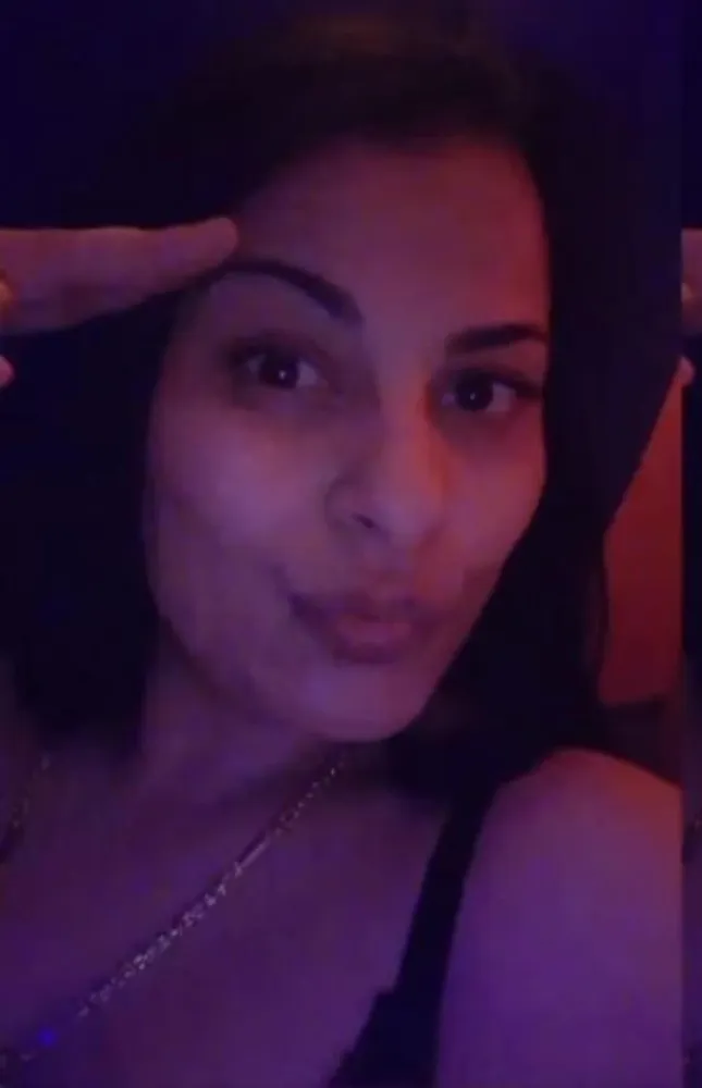 Rebecca - Lady Discreet v Berlin +493036759370 // sex schůzky, sex rande, hobby děvky, děvky, prostitutky, shemale, transky