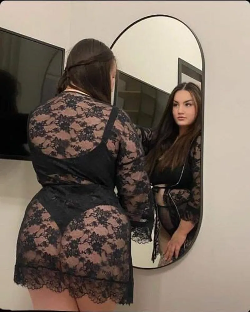 Olga - Lady Discreet v Berlin +493036759370 // sex schůzky, sex rande, hobby děvky, děvky, prostitutky, shemale, transky