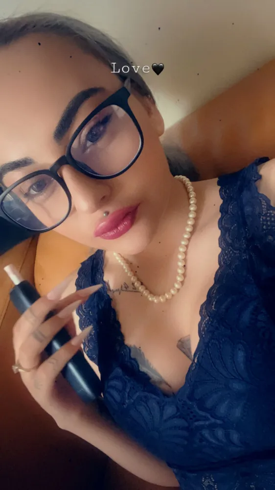 Andrea - Berlin City Girls Berlin 030/57792021 // sex spotkania, sex randki, dziwki hobbystyczne, dziwki, prostytutki, shemale, transwestyci