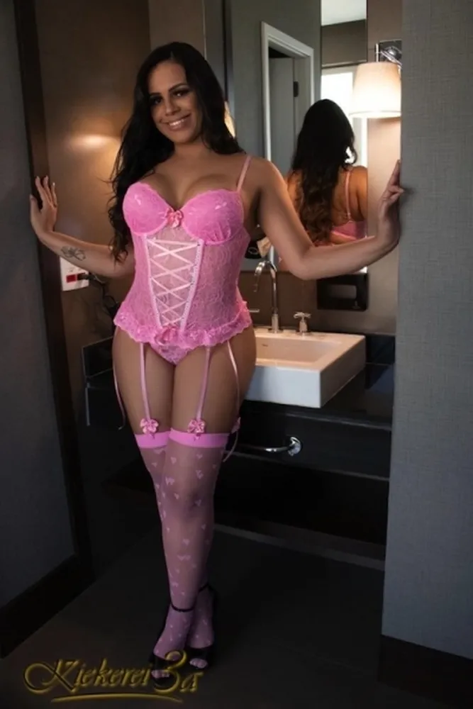 Isabella - Kiekerei 3a in Kirchlengern +4915223373165 // sex meetings, sex date, hobby whores, whores, prostitutes, shemale, trannies