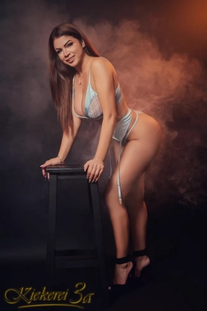 Nicky - Kiekerei 3a v Kirchlengern +4915223373165 // sex schůzky, sex rande, hobby děvky, děvky, prostitutky, shemale, transky