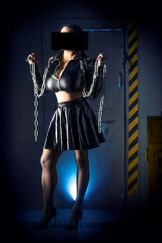 Rebecca - Nyloncafe Frechen +491736815510 // sekso susitikimai, sekso pasimatymai, prostitutės, prostitutai, shemale, translyčiai
