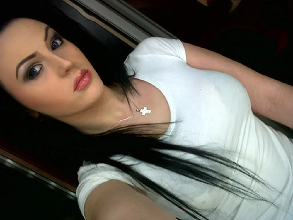 Andrea - Club Rouge in Karlsruhe +4915510143479 // întâlniri de sex, întâlniri de sex, curve de hobby, curve, prostituate, transexuali, transexuali