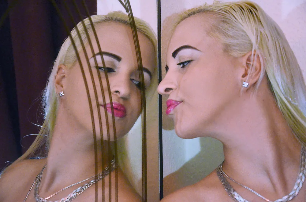 Nelly - Girls Dresden in Dresden 01522-6154288 // sex meetings, sex date, hobby whores, whores, prostitutes, shemale, trannies