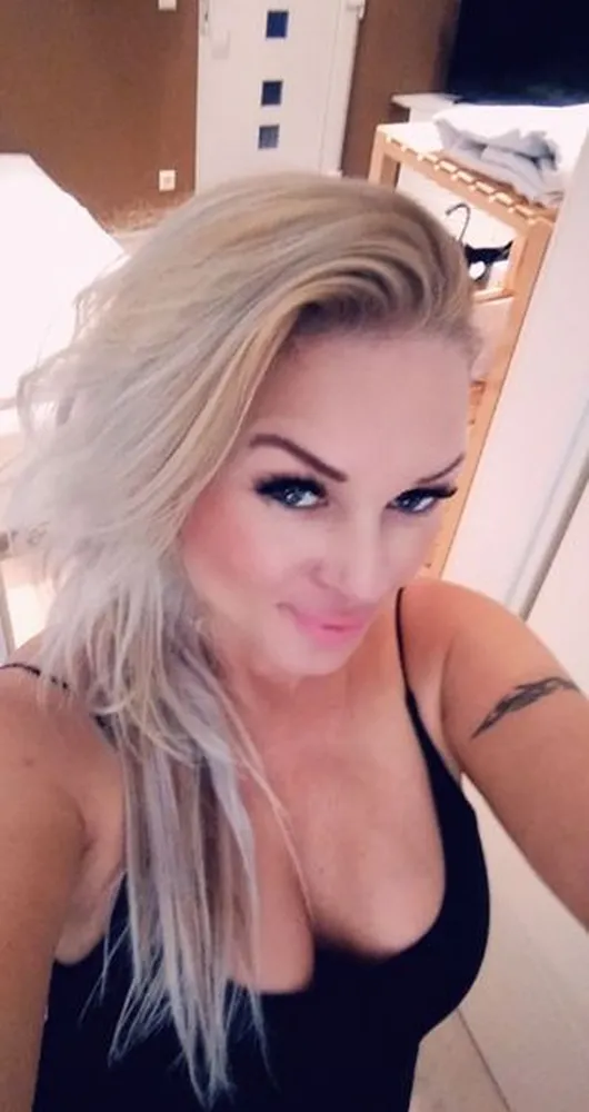Vanessa - Girls Dresden in Dresden 01522-6154288 // sex meetings, sex date, hobby whores, whores, prostitutes, shemale, trannies
